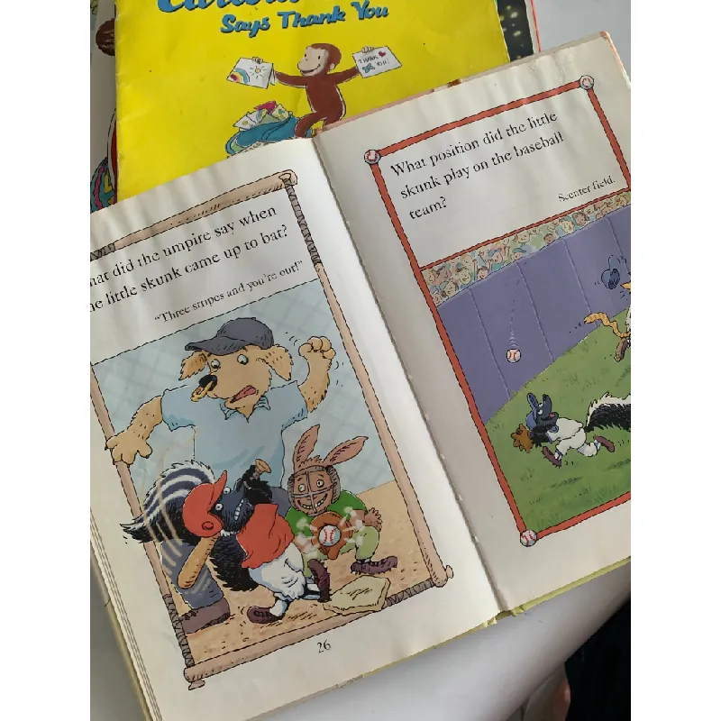 Dial Easy-to-Read: Stinky Riddles – Katy Hall & Lisa Eisenberg 561070