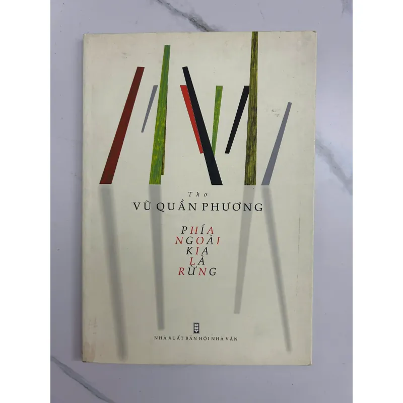 Phía ngoài kia là rừng - Vũ Quần Phương - Thơ 1025049