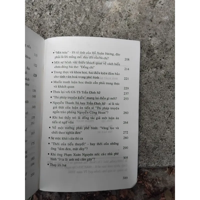 Văn học phê bình tranh luận của Trần Mạnh Hảo  1022829