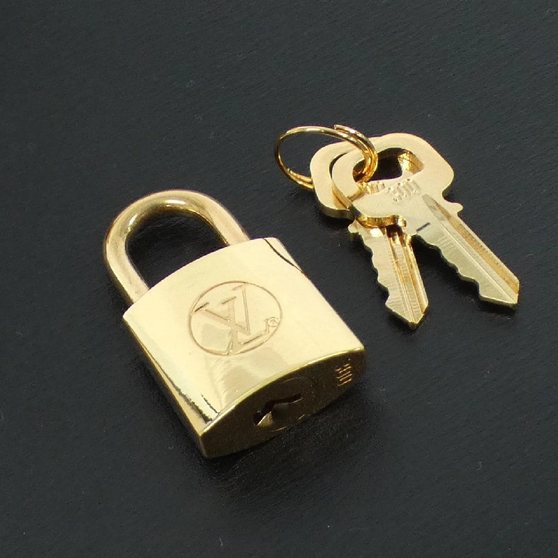 Túi Louis Vuitton City Steamer MM M42190 618899