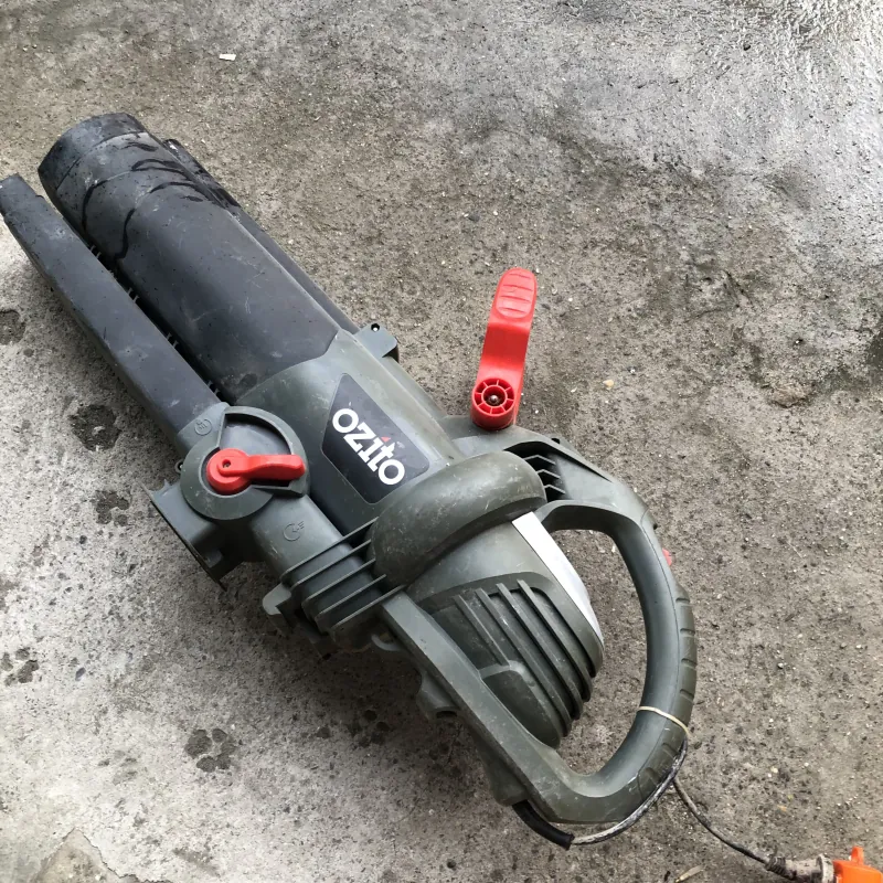 Máy Thổi lá/Hút Ozito điện 220V 975351