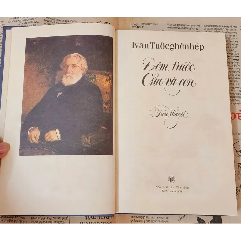 Ivan Turgenev - Đêm trước / Cha và con (447 trang) 703929