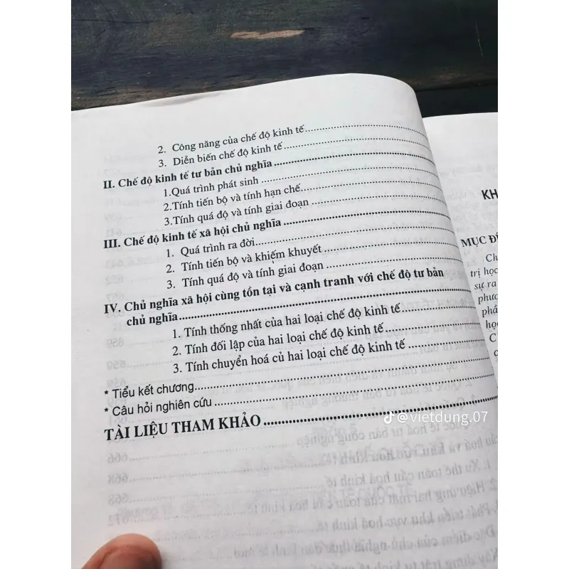 Sách kinh tế chính trị học hiện đại 758888