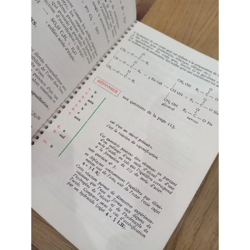 La chimie au baccalauréat CDE: Sujets-Questions, Problèmes résolus 561238