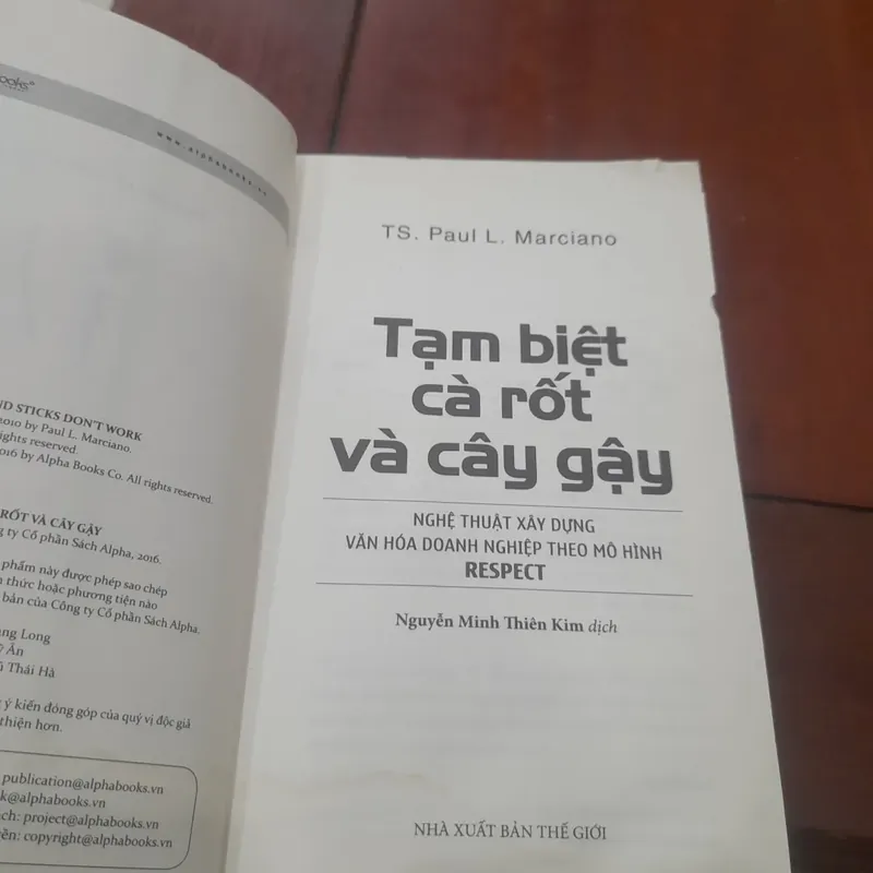 Tạm biệt CÀ RỐT và CÂY GẬY 720365