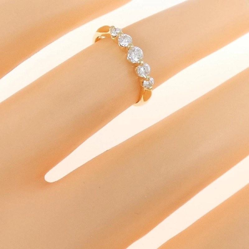 Nhẫn kim cương K18YG 0.30CT 672392