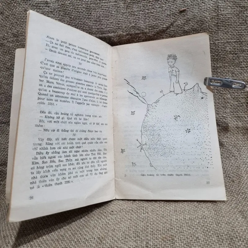 ANTOINE DE SAINT-EXUPÉRY LE PETIT PRINCE- chú bé hoàng tử- song ngữ 748283