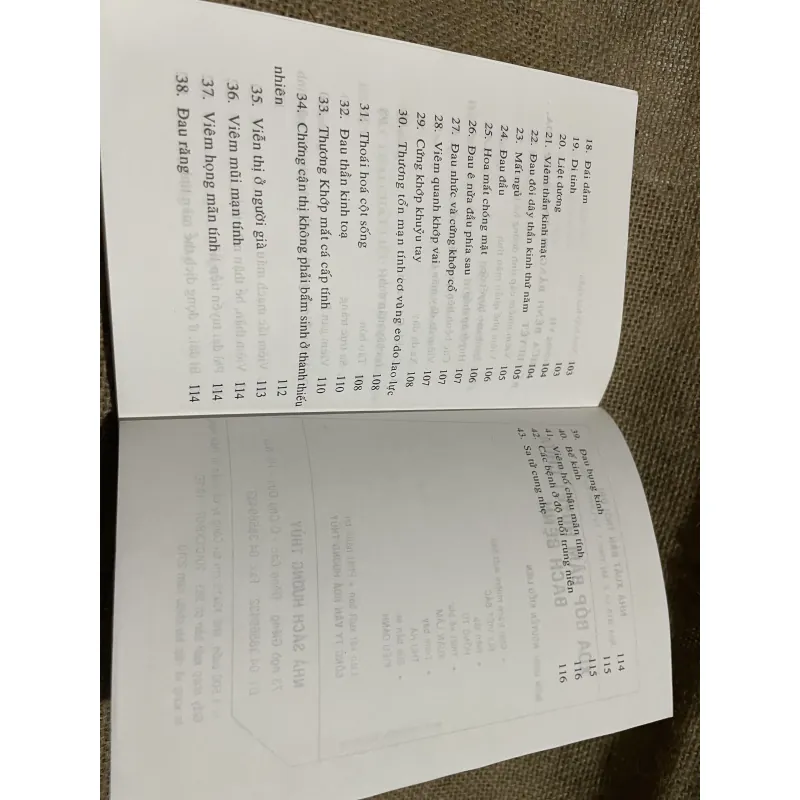 Xa bóp bấm huyệt chữa bách bệnh - Nguyễn Kiều Liên (Biên dịch) - Nguyễn Khắc Minh  926110