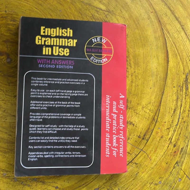 NGỮ PHÁP THÔNG DỤNG 136 ĐỀ MỤC WITH ANSWERS ENGLISH GRAMMAR IN USE- RAYMOND MURPHY 702711