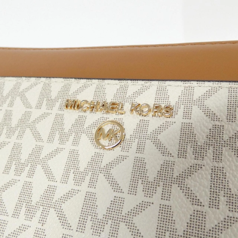 【Sản phẩm mới】Michael Michael Kors JET SET CHARM 34H1GT9E8B Ví 622168