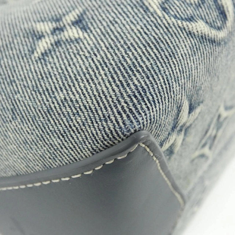 Túi xách cuối tuần Louis Vuitton Monogram Wash M22537 609037