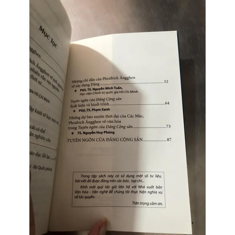 Phiridrich Ăngghen- nhà hoạt động cách mạng lỗi lạc 977542