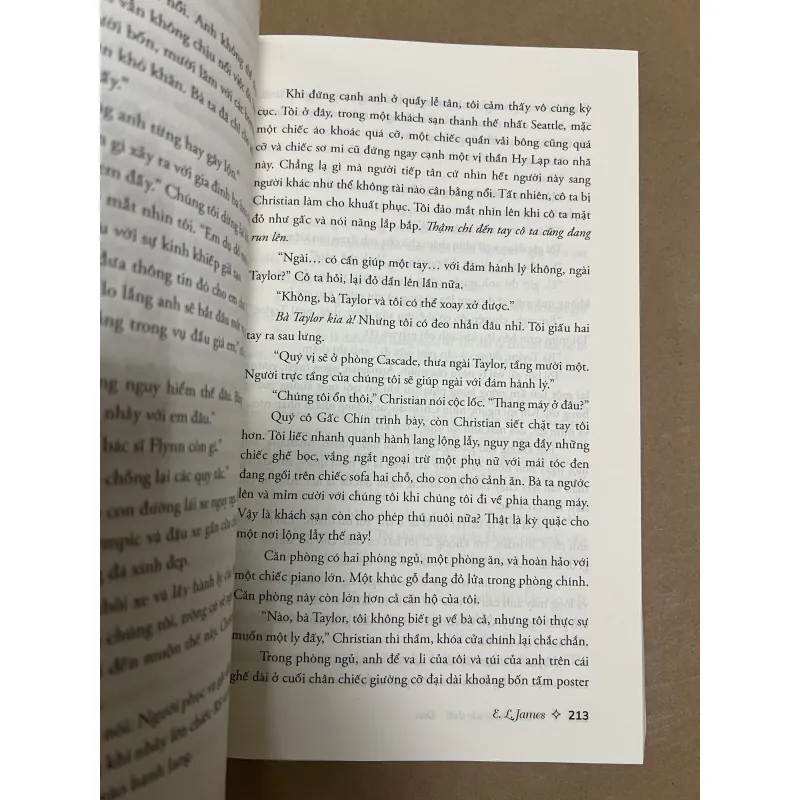 Năm mươi sắc thái Đen 1022647