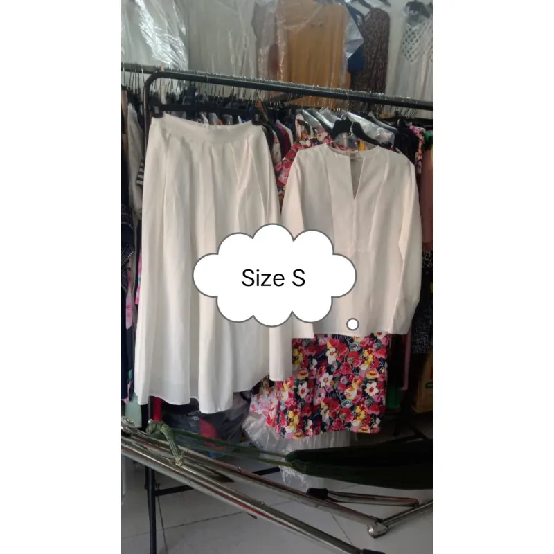 Set đầm trắng size S giá 75k 1009435