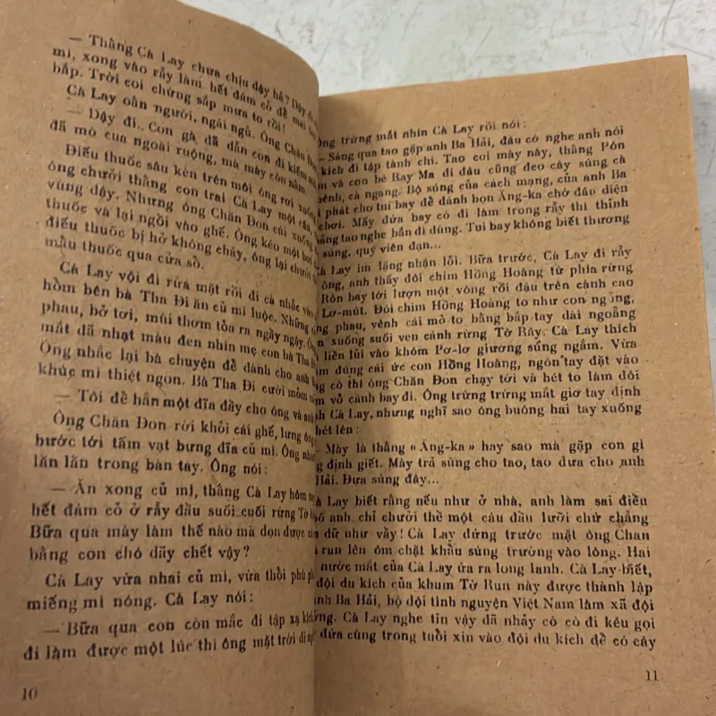 Trên đất nước Ăng Ko - 1985s 997686