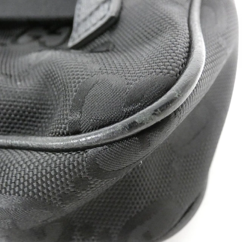 Túi đeo hông GUCCI OFF THE GRID 631341 H9HBN 609416