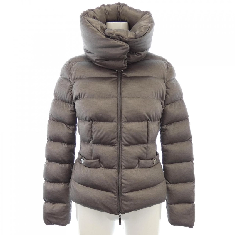 Áo khoác lông vũ MONCLER 642205