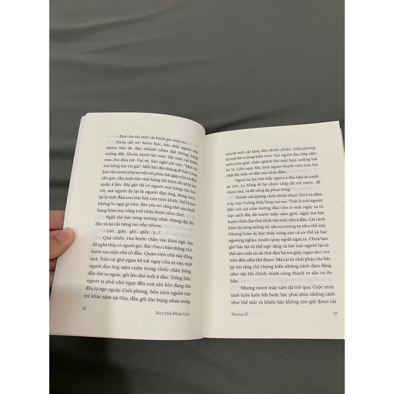 Ngoại ô - Nguyễn Đình Lạp 1008080