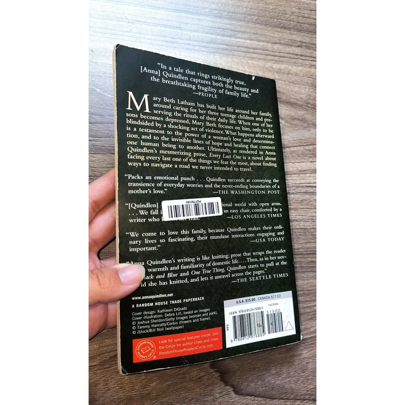 Every Last One by Anna Quindlen (từng ẩm, bìa sờn, tình trạng trung bình) 728913