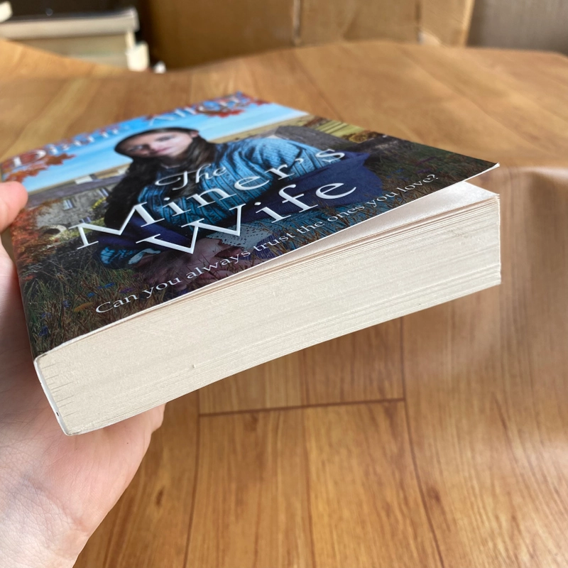 The Miner's Wife - by Diane Allen - Sách ngoại văn cũ 469435