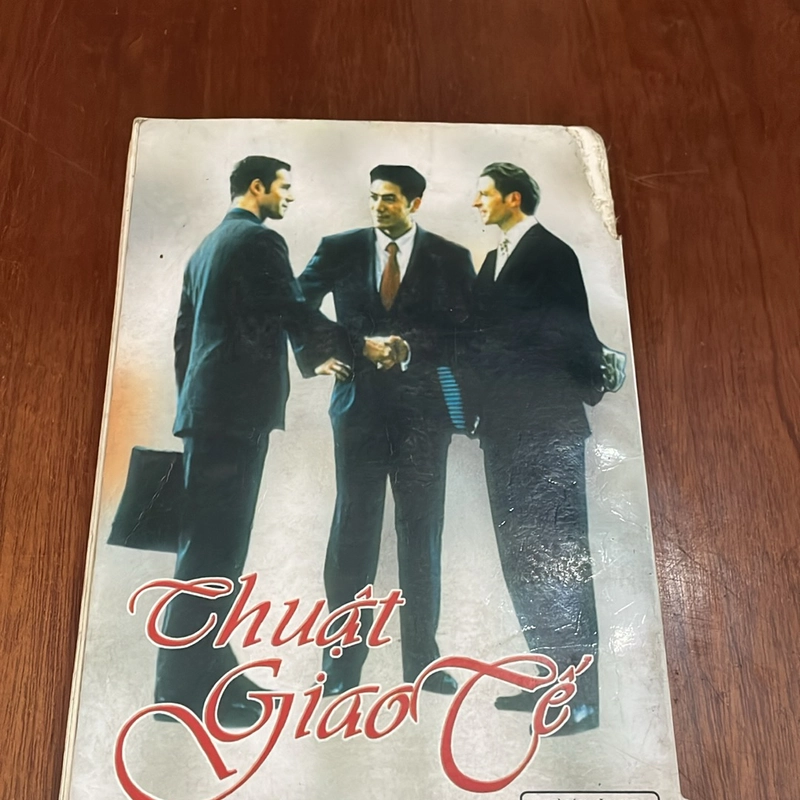 II Sách Kỹ Năng: Thuật Giao Tế - Tô Minh - 2000 524899