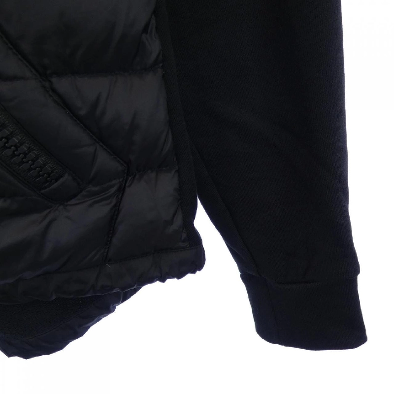 Moncler MONCLER 20938496000 Áo khoác lông 627979