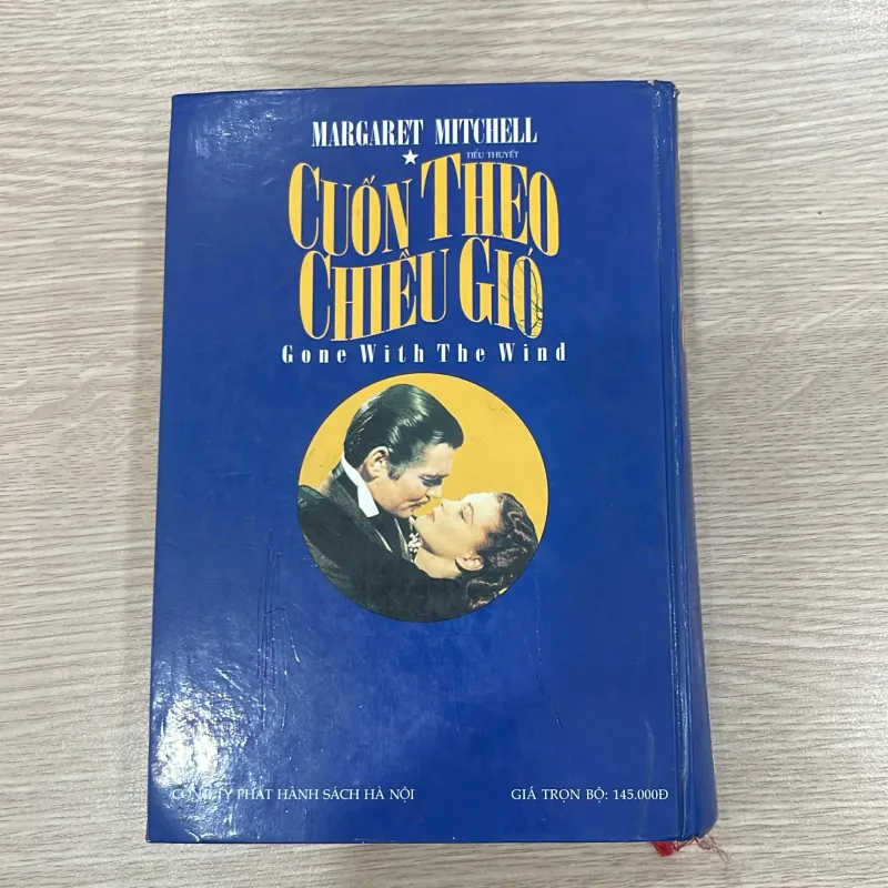 Cuốn theo chiều gió (Bìa cứng) 977205