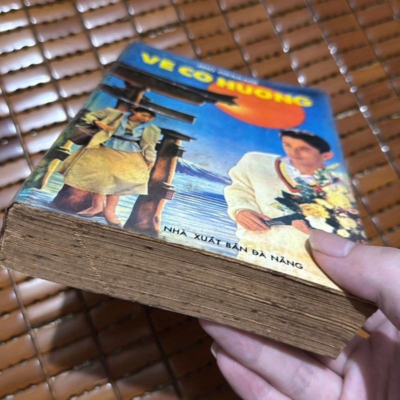 Về cố hương - Jiro Osaragi 534258