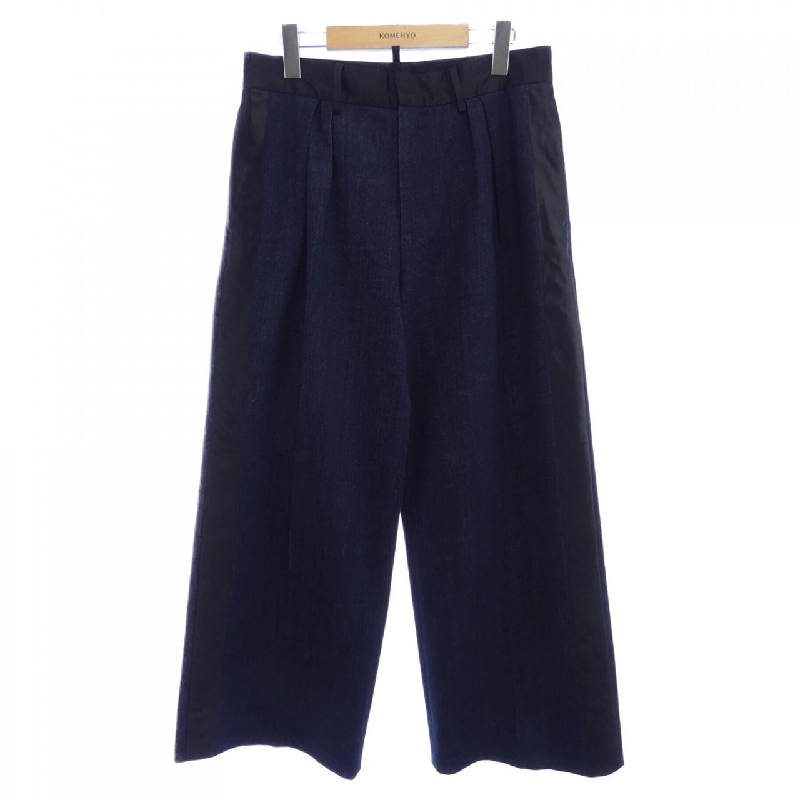 Quần jeans DSQUARED2 649686