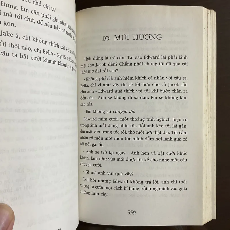 [KỲ ẢO] Nhật thực - Stephanie Meyer 721101