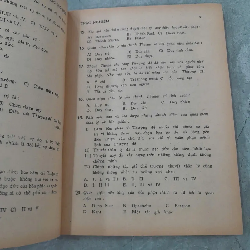 TRẮC NGHIỆM TRIẾT ĐẠO ĐỨC LUẬN LÝ 12 ABCD 786845