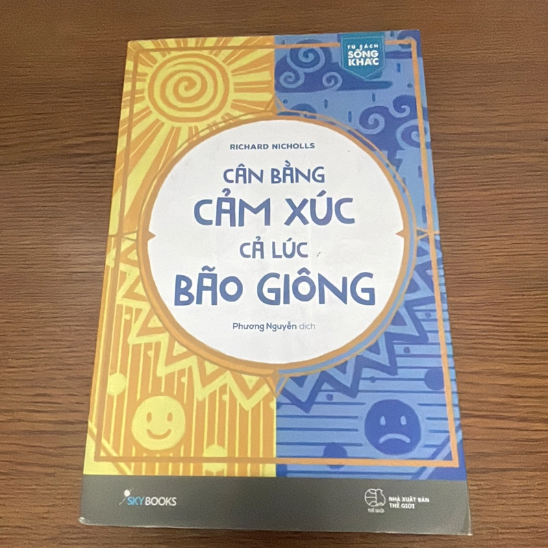 Cân bằng cảm xúc cả lúc bão giông Richard Nicholls 358011