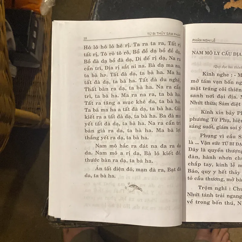 Từ Bi Thuỷ Sám Pháp- Dịch Giả: Thích Huyền Dung 688412