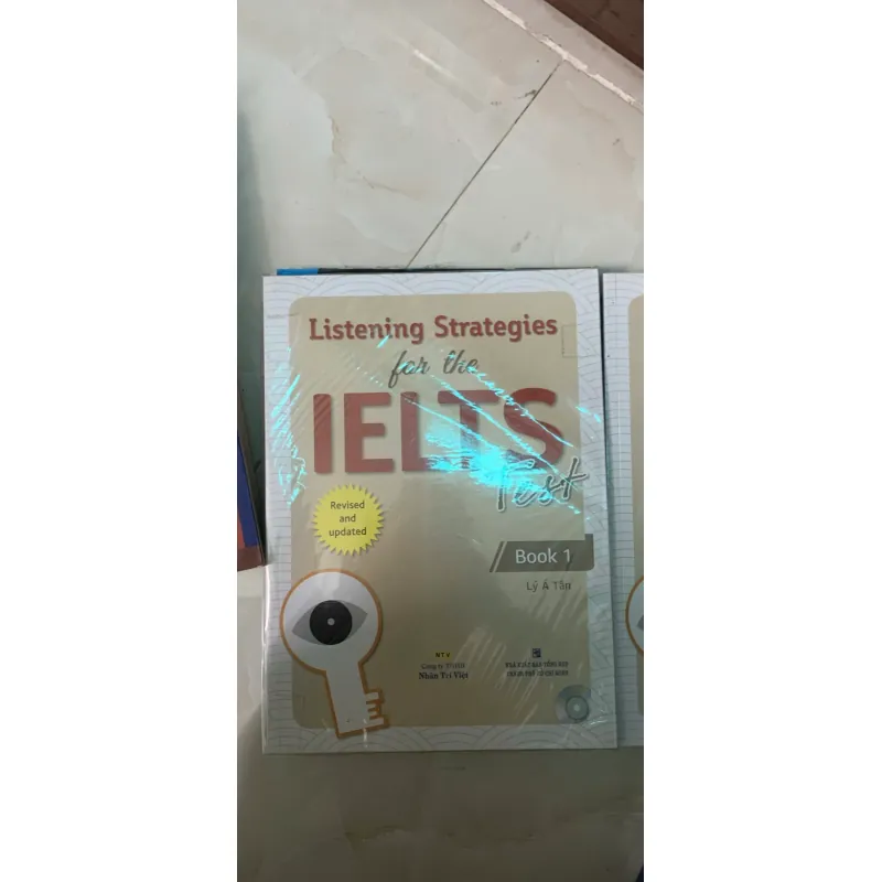 Listening Strategies Book 1,2  929936