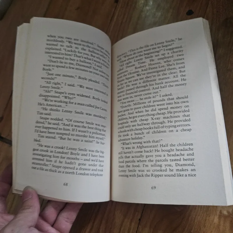 The Diamond Brothers in...
 740121