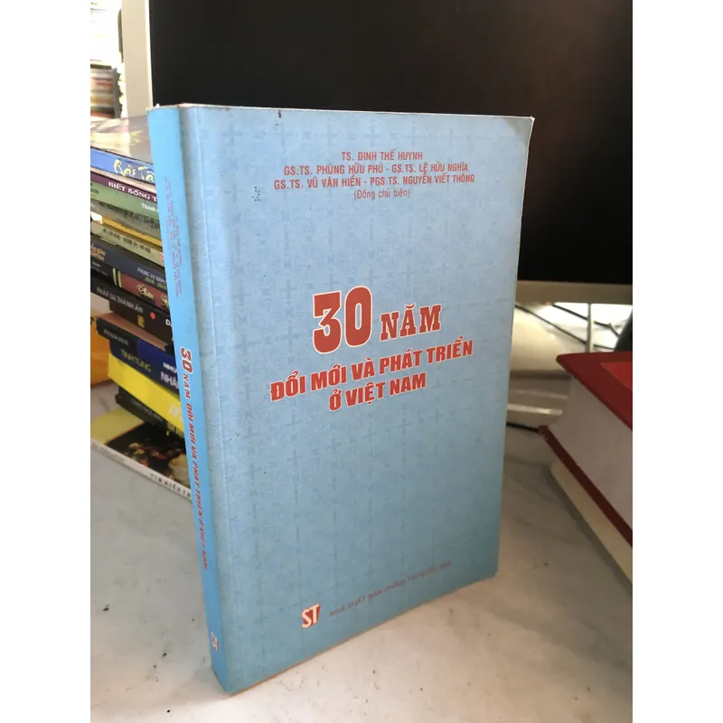 30 năm đổi mới và phát triển ở Việt Nam  712375