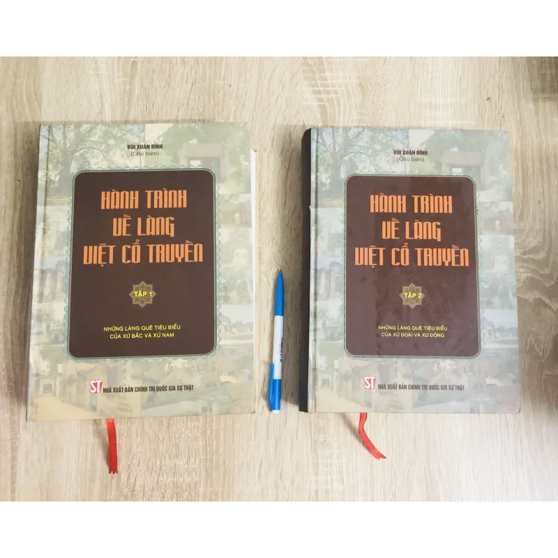 COMBO HÀNH TRÌNH VỀ LÀNG VIỆT CỔ TRUYỀN (TẬP 1 & 2) – Bùi Xuân Đính (chủ biên) 931700