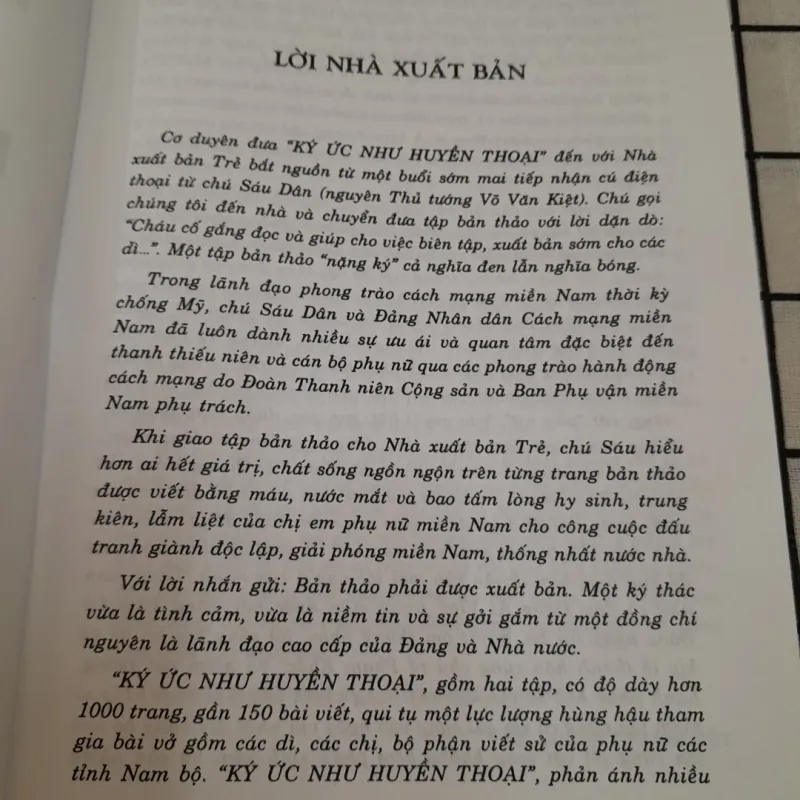 KÝ ỨC NHƯ HUYỀN THOẠI tập 2. Trung ương Hội Liên Hiệp Phụ Nữ. Năm 2006 576461