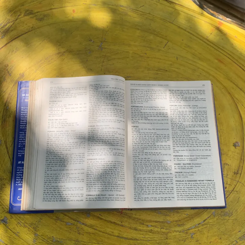 TRA CỨU SỬ DỤNG THUỐC & BIỆT DƯỢC- quyển 2 - DS. TÀO DUY CẦN 787255