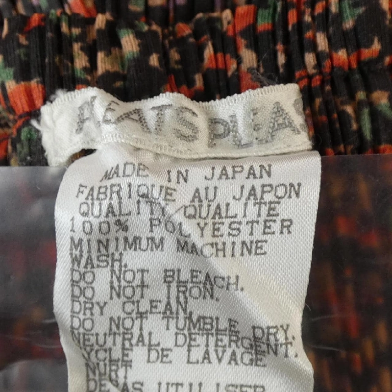 Quần PLEATS PLEASE - Hàng hiệu Authentic 825524