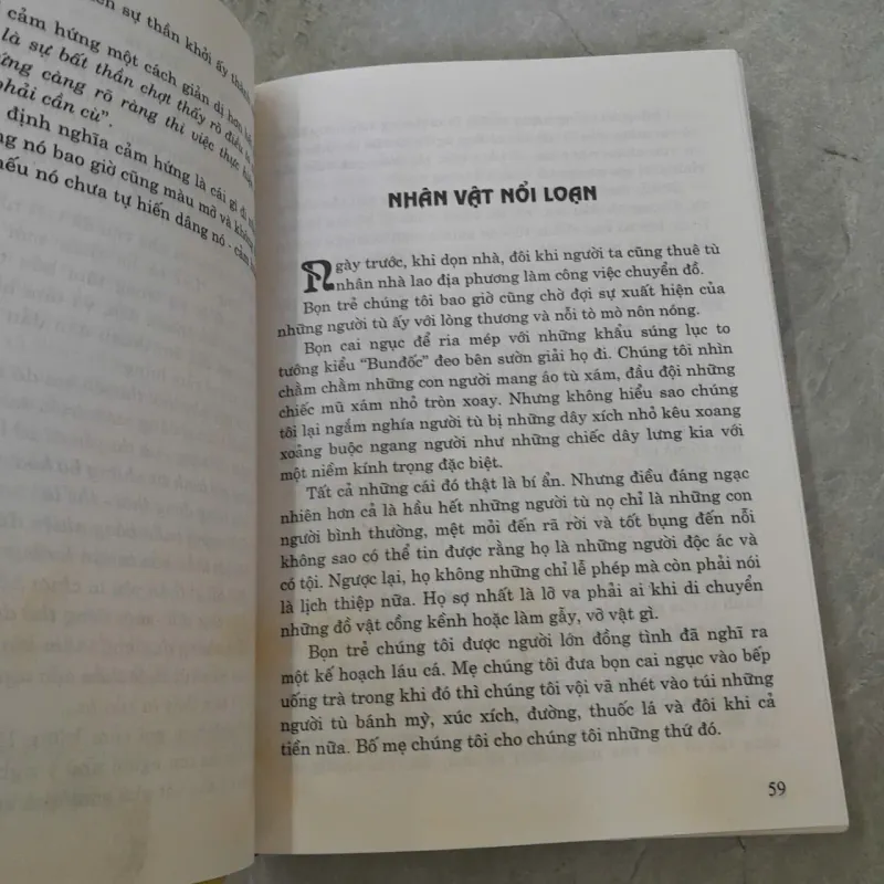 BÔNG HỒNG VÀNG VÀ BÌNH MINH - K.PAUXTÔPXKI 784339