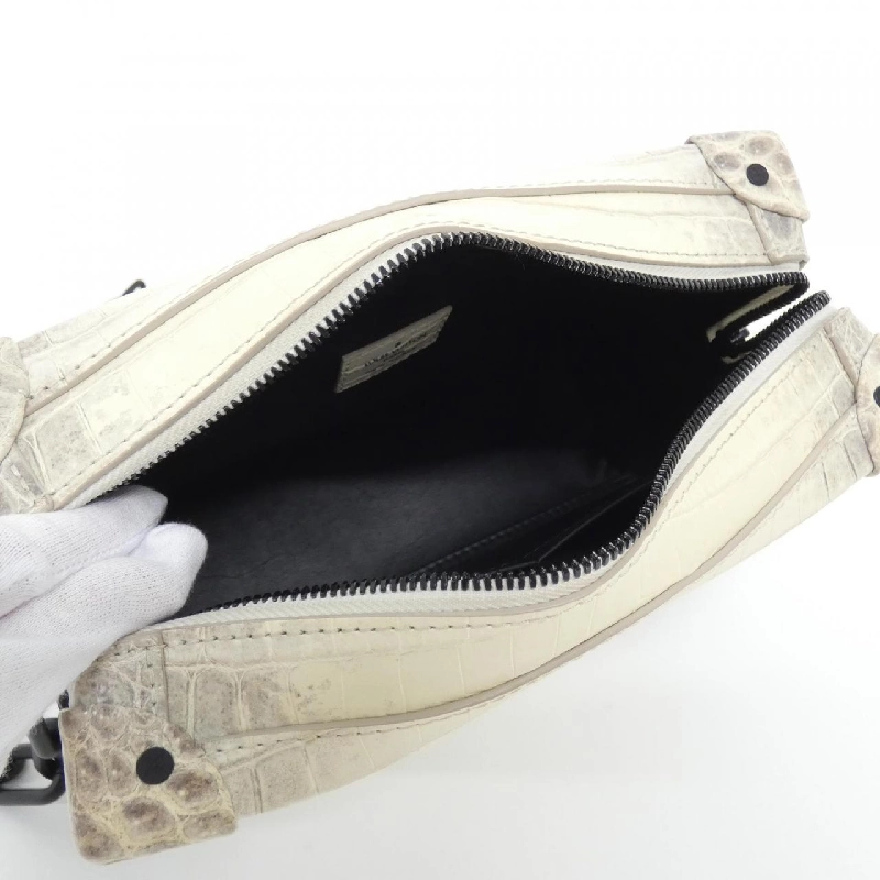 Túi xách Louis Vuitton da kỳ lạ mềm N81851 615632