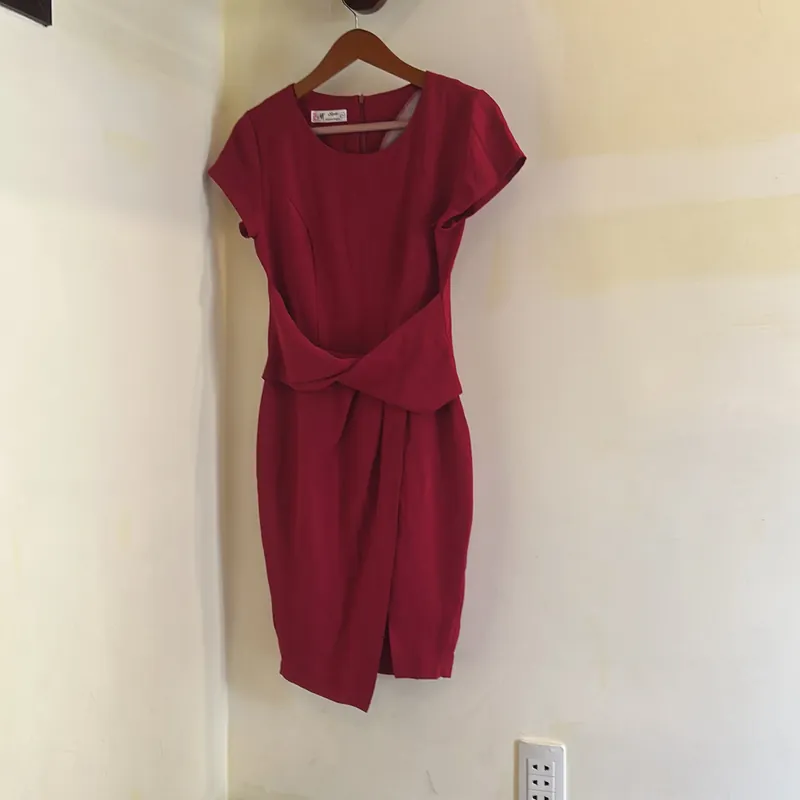 Đầm thiết kế 697408