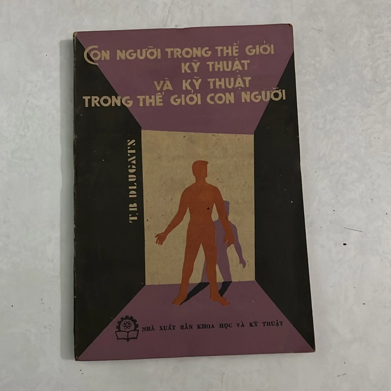 Con người trong thế giới kỹ thuật và kỹ thuật trong thế giới con người - 1986a 503008