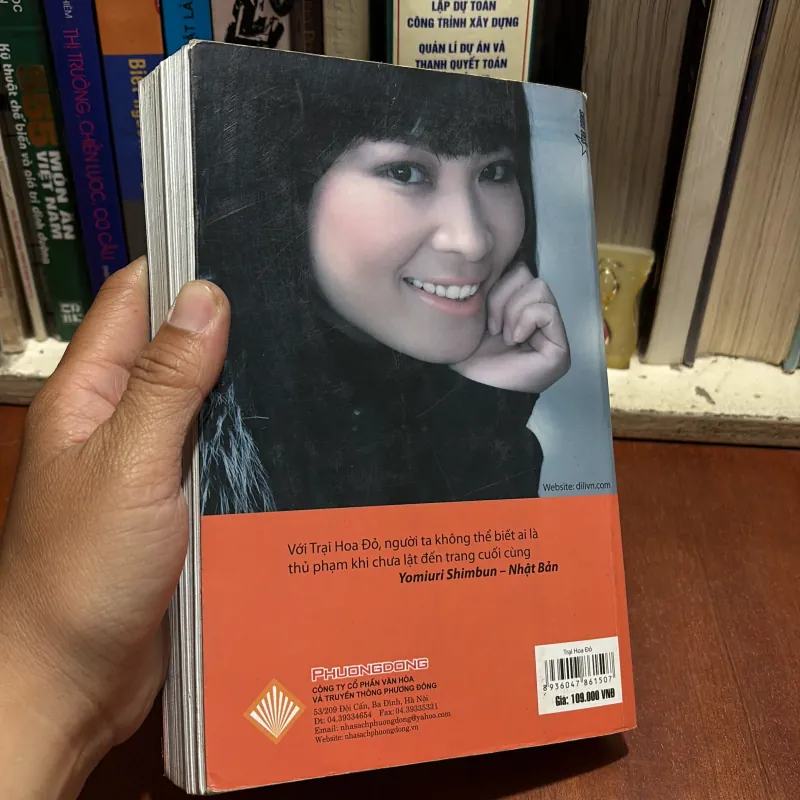 [Ruột Sách Có Gạch Và Note Bằng Bút Chì] - Tiểu Thuyết, Trinh Thám, Kinh Dị: Trại Hoa Đỏ 927231