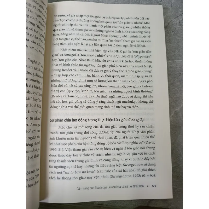 CẨM NANG CỦA ROUTLEDGE VỀ VĂN HOÁ VÀ XÃ HỘI NHẬT BẢN 592865