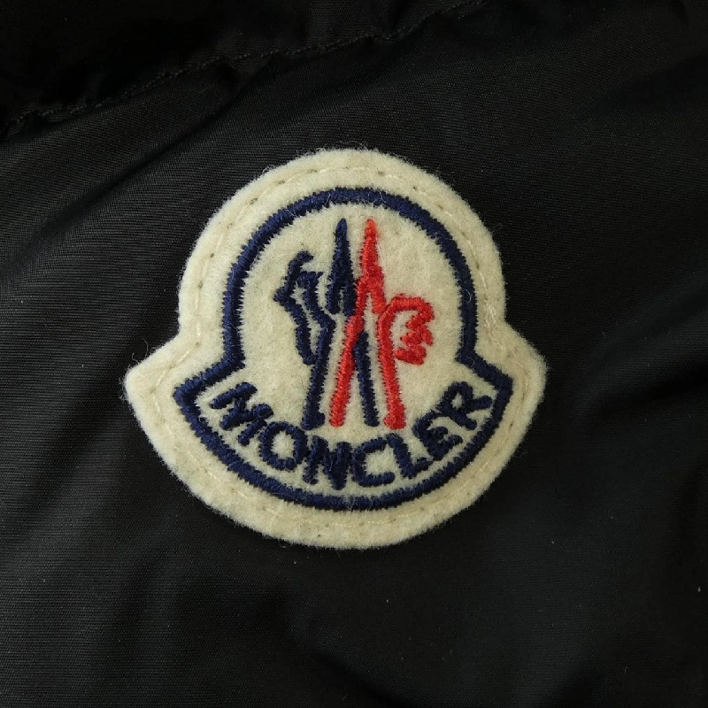 Áo khoác lông vũ MONCLER 640311