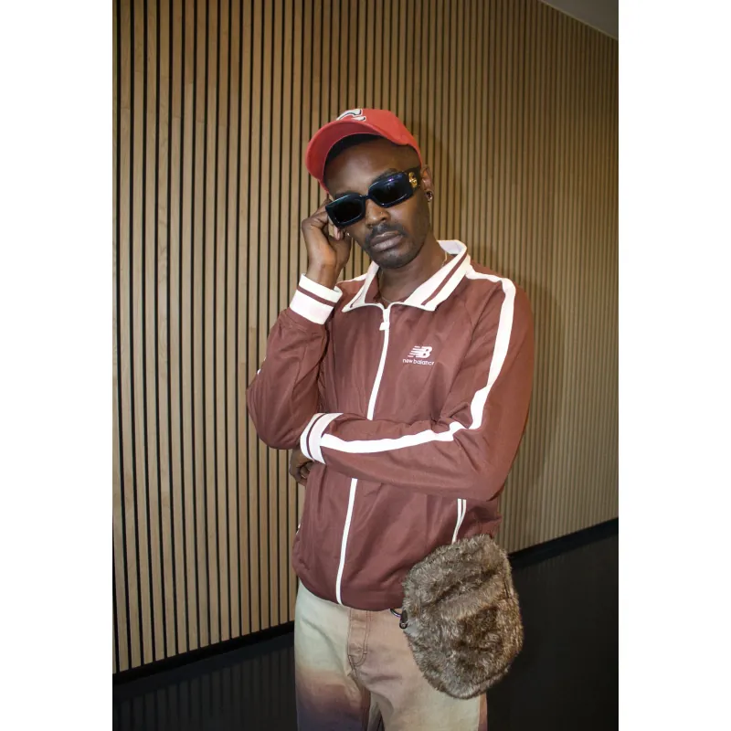Áo khoác thể thao New Balance jacket màu nâu đỏ 719706