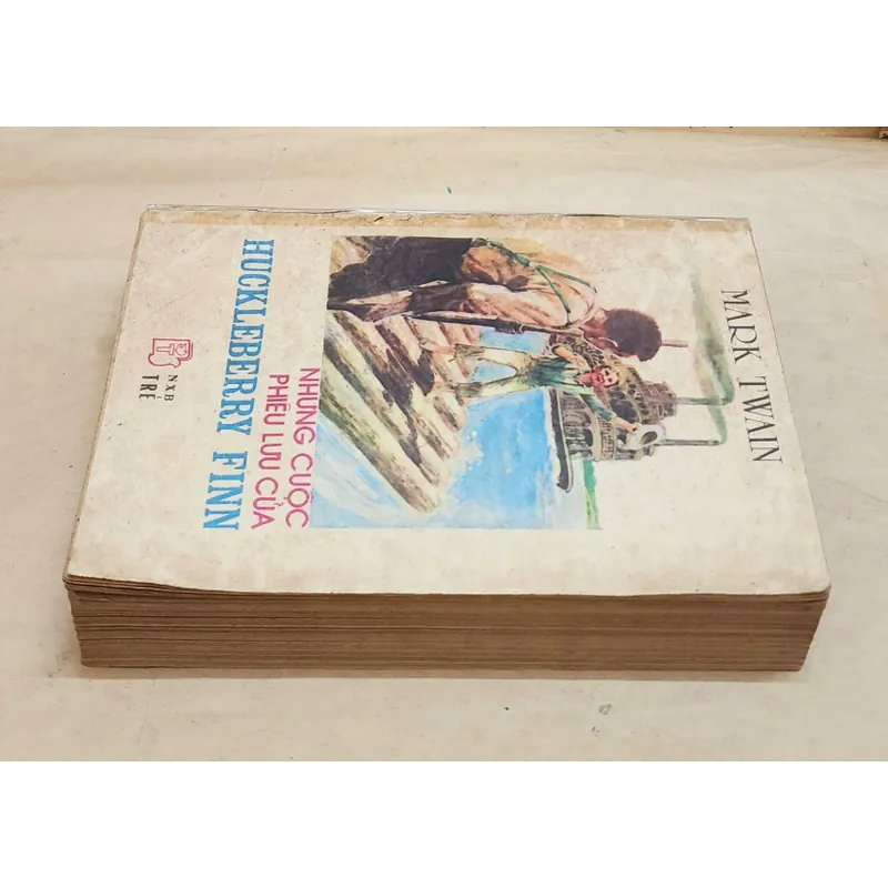 NHỮNG CUỘC PHIÊU LƯU CỦA HUCKLEBERRY FINN - Mark Twain  (tranh vẽ minh họa) 731846
