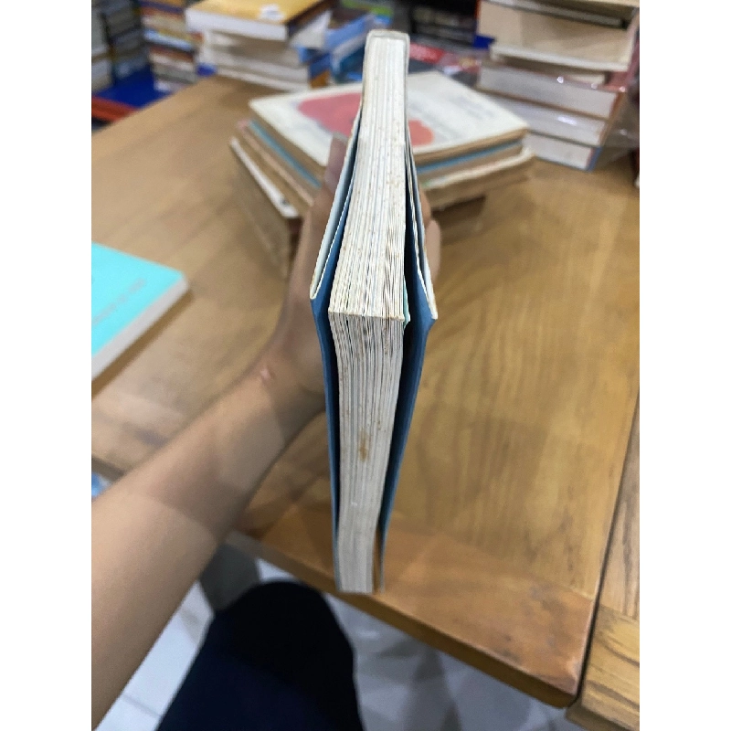 Ai và Ky ở xứ sở những con số tàng hình 132244